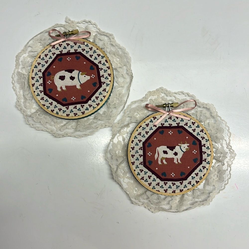 Homemade Farmhouse Pig Cow Ornaments Lace with 4.25” Embroidery Rings Holiday